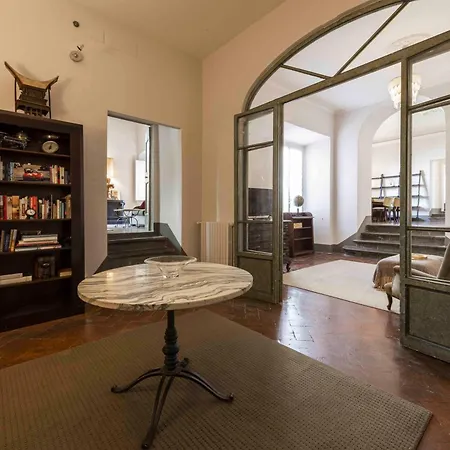 Appartamento Classic Borgo Apostoli By Mmega